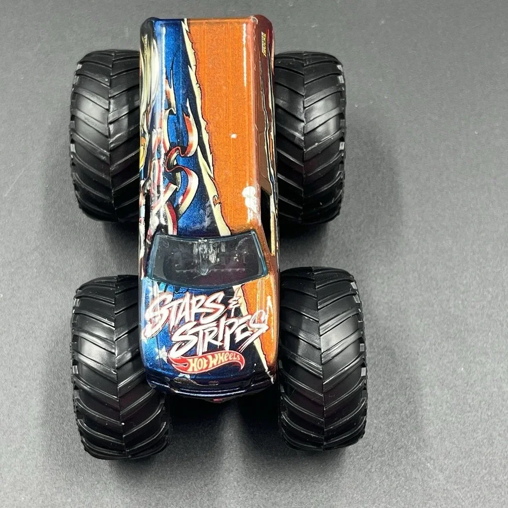 Hot Wheels 1:64 Scale Monster‎ Jam Stars & Stripes American Eagle Monster Truck - Picture 5 of 9